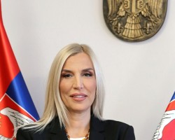Божићна честитка министарке Маје Поповић
